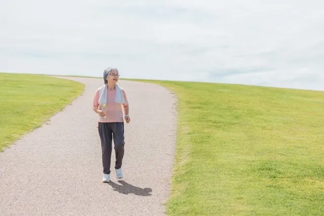 ランニング中の足の違和感は距骨から？【ランナー必見の情報満載】